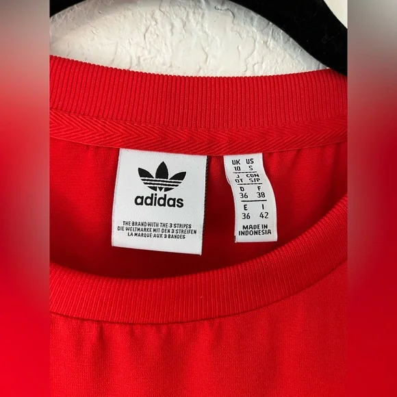 Adidas |  Sleek drop hem dress in red - Picture 6 of 8